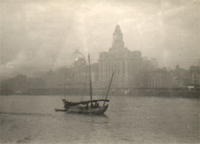 Click on the picture for a larger view of Shanghai in the mist.